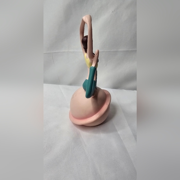 Yoga Figurine Statue Namaste Meditation Pose Girl Woman - Picture 5 of 8